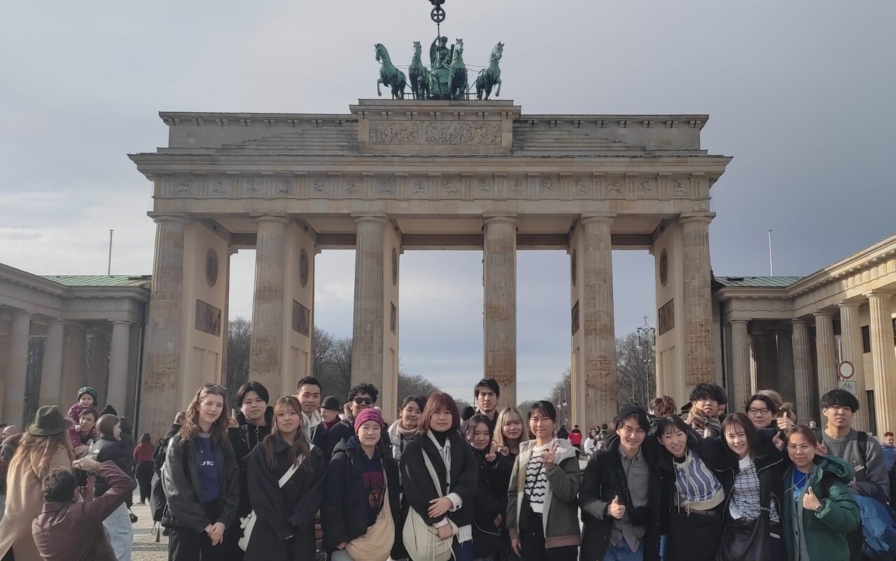 Studenten auf Berlin-Exkursion